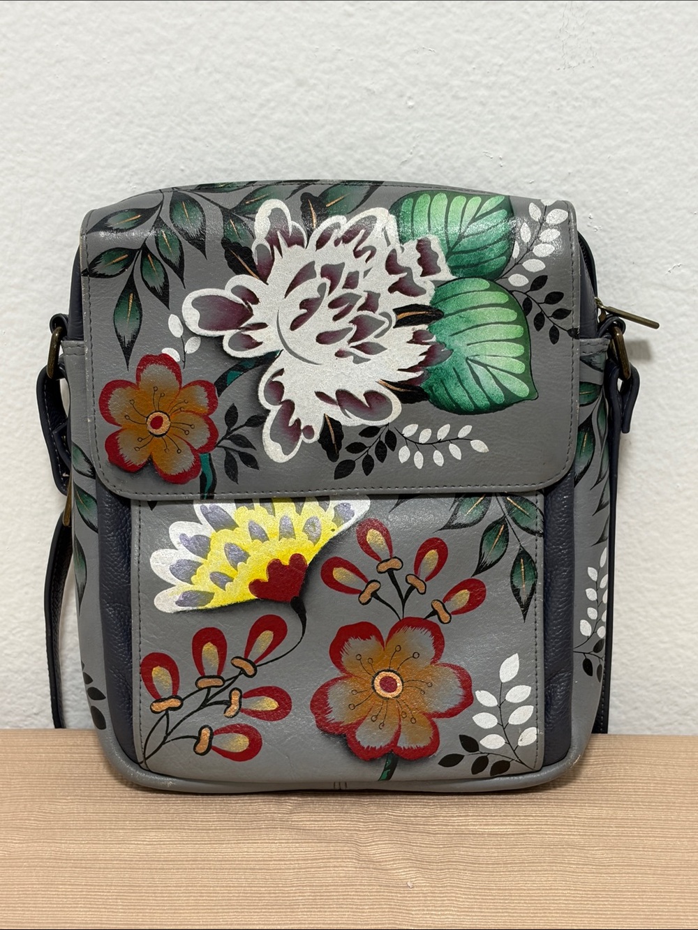 Anuschka Anna Grey Floral Crossbody - Like New/NWOT